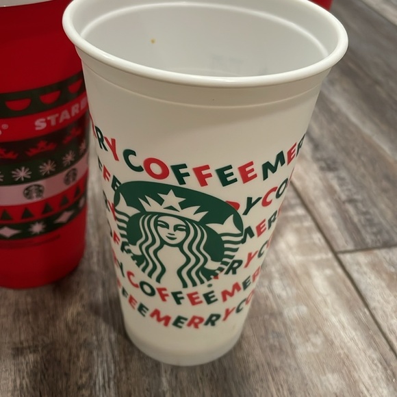 Christmas Starbucks reusable cups set (3) - Picture 3 of 5